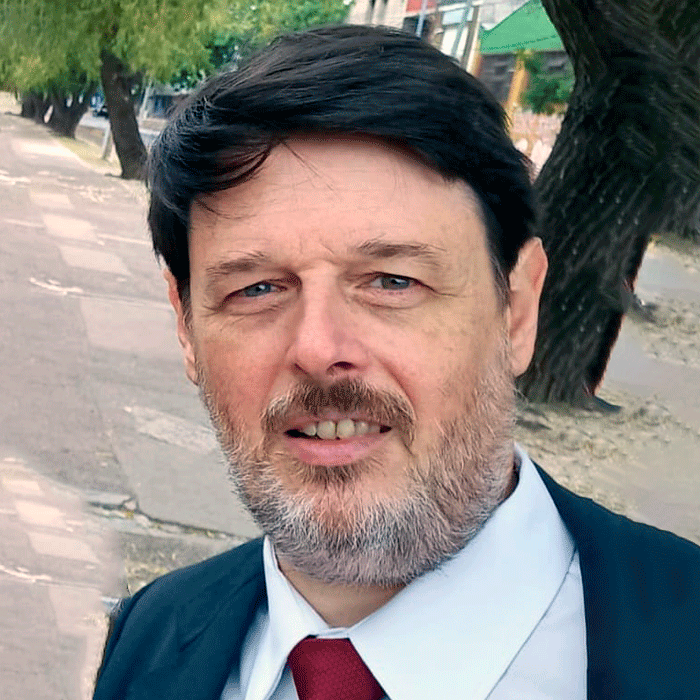 Lic. Esteban Augusto Macchia